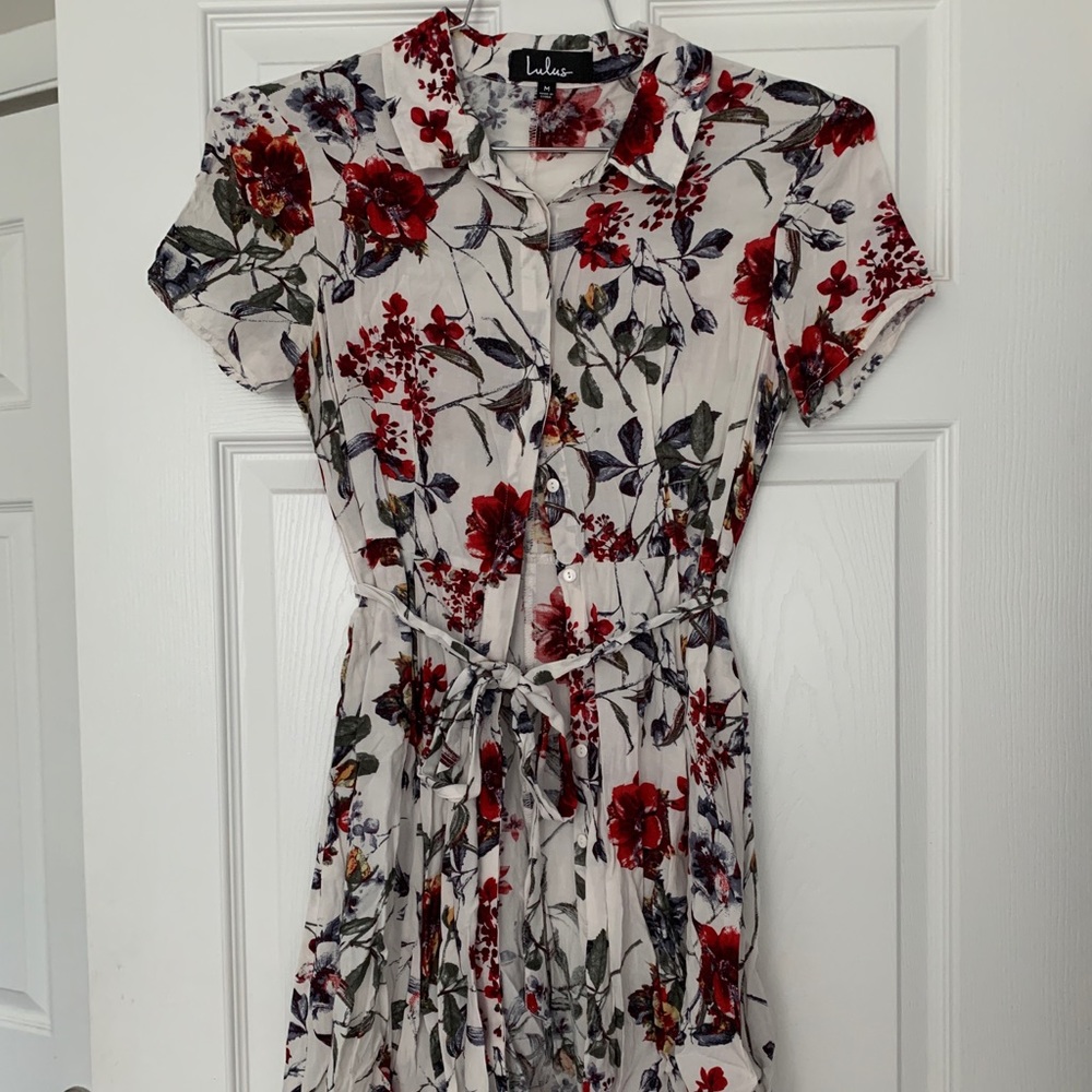 Lulus floral print dress. Size medium.